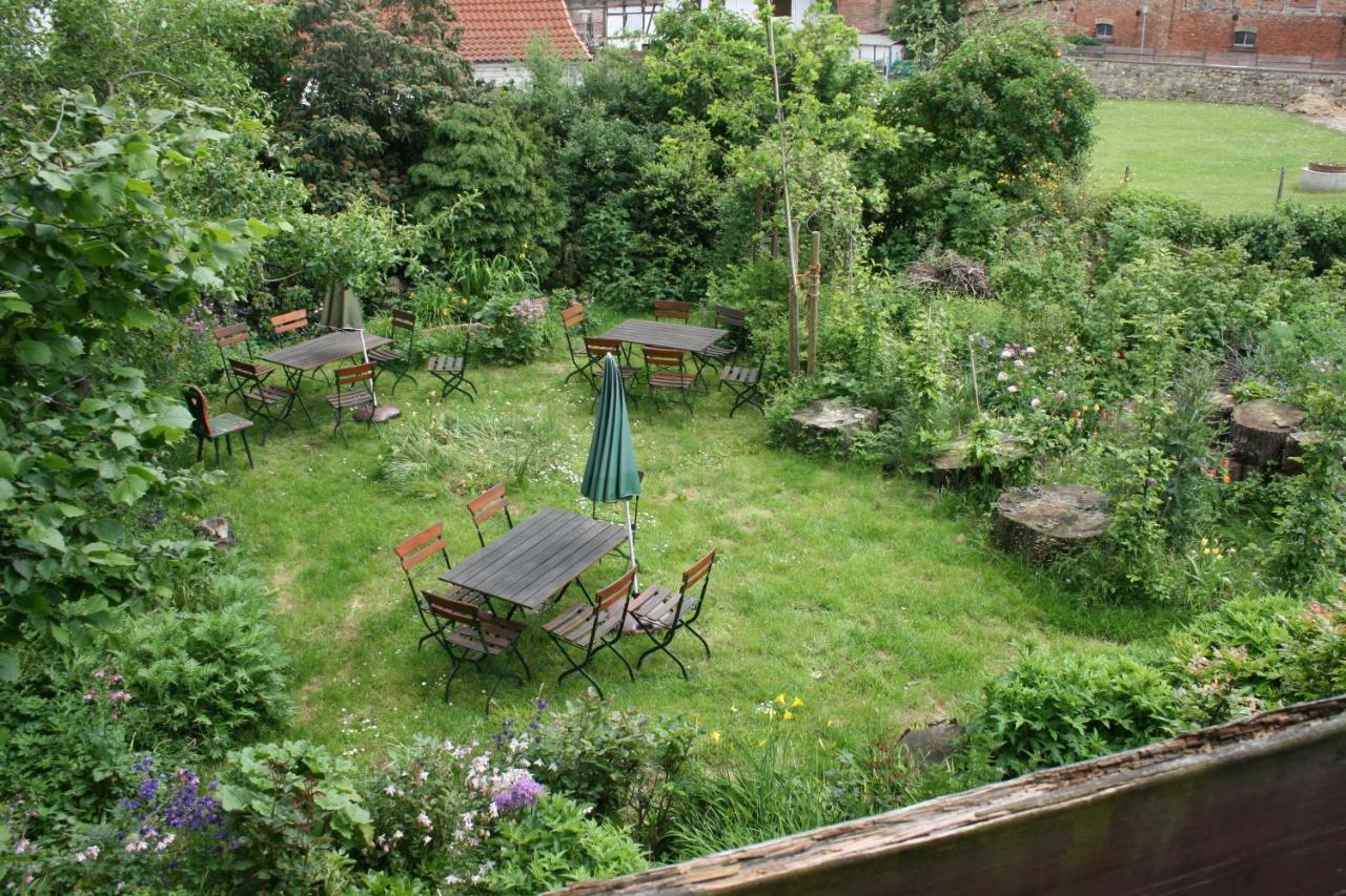 Apartments Cafe Brennnessel Veltheim Dış mekan fotoğraf