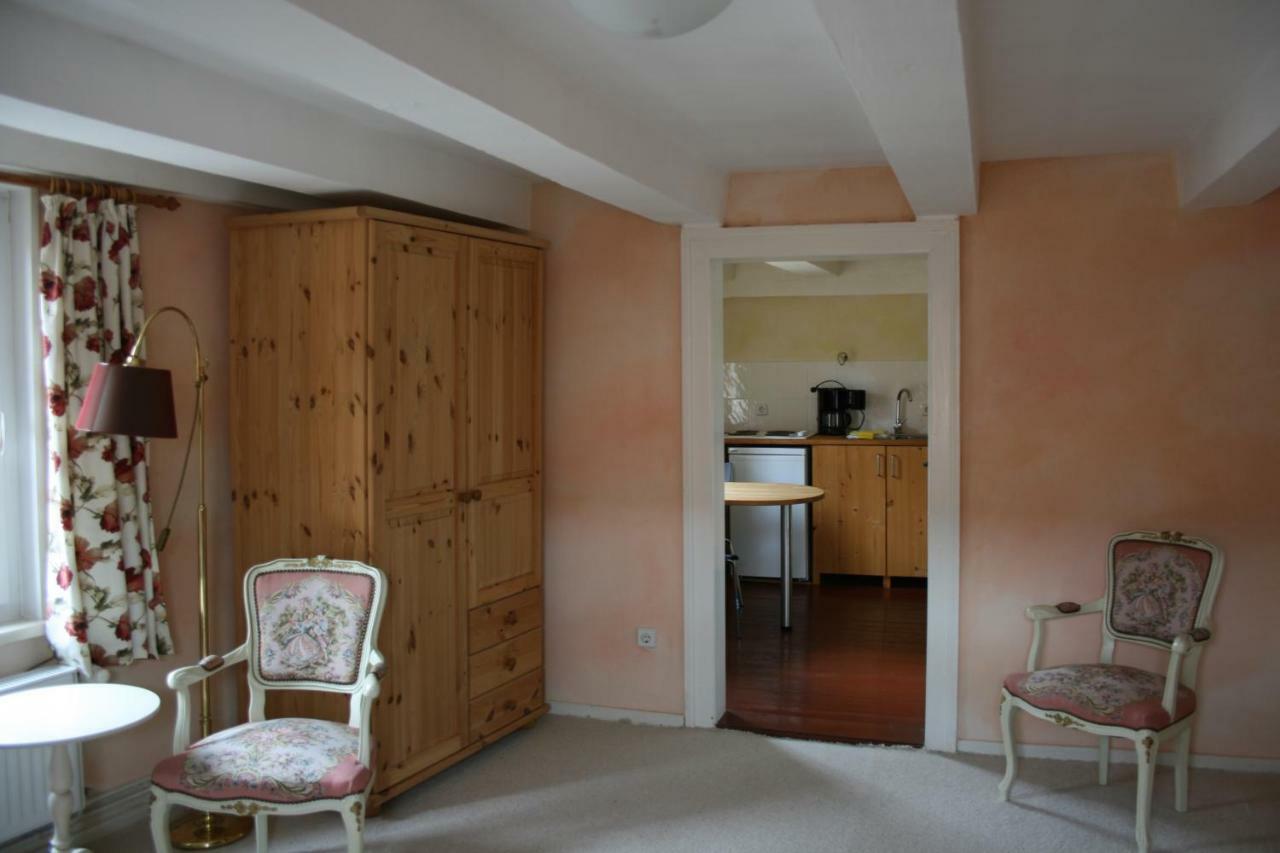 Apartments Cafe Brennnessel Veltheim Dış mekan fotoğraf